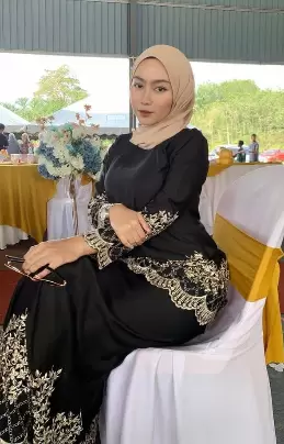 How can I find a genuinely rich sugar mummy in malaysia Kuala Lumpur banner picture 3