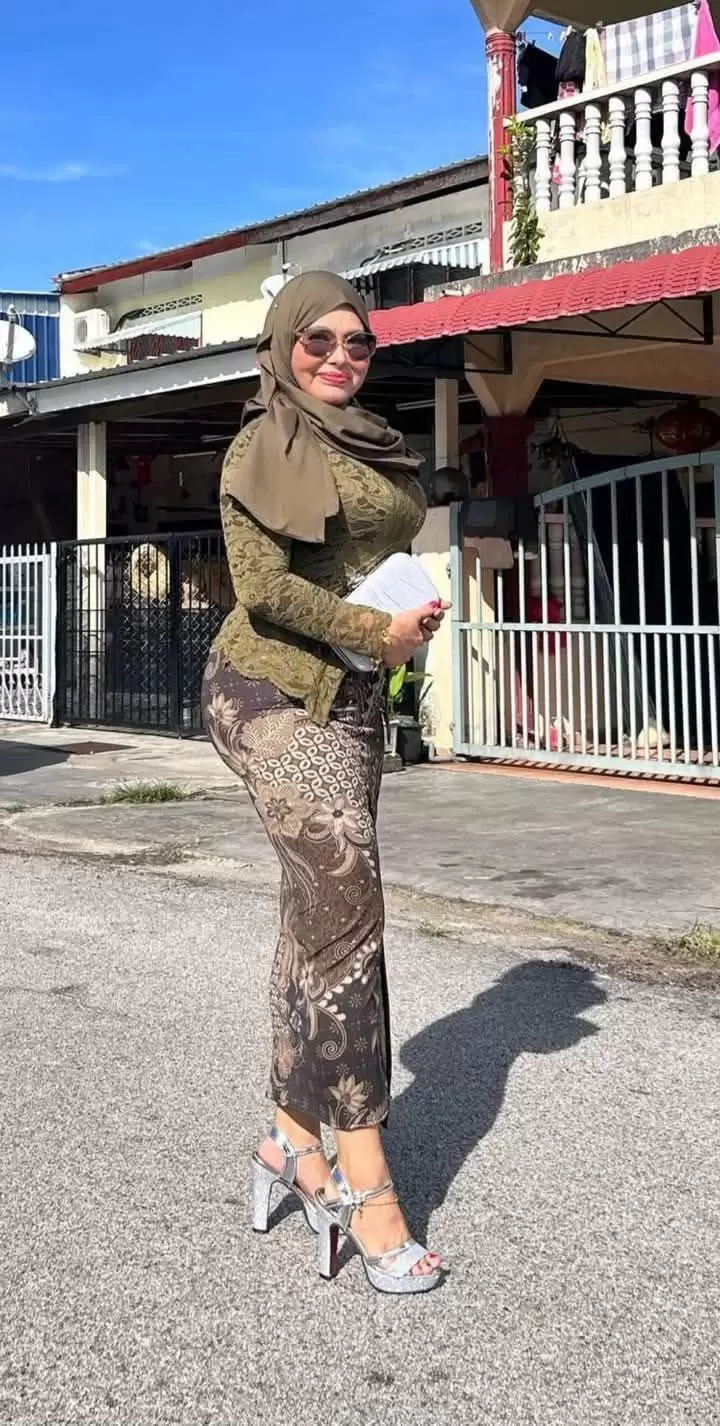 How can I find a genuinely rich sugar mummy in malaysia Kuala Lumpur company logo